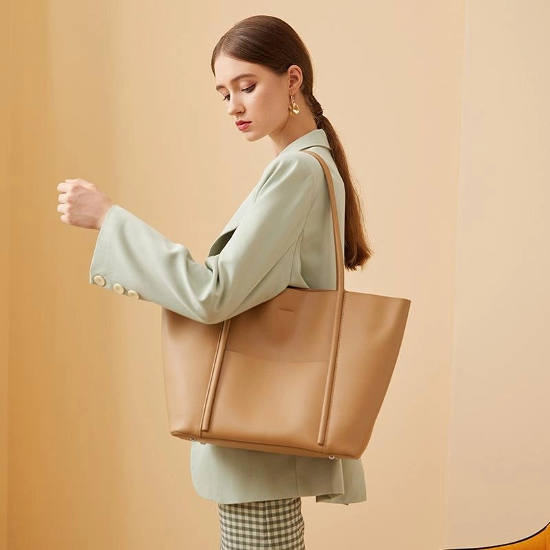 Aurethia Tote Bag